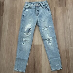 American Eagle Ripped Light-wash Jeans